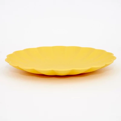 Meri-Meri Meri Meri Small Multicolor Reusable Bamboo Plates (Pack Of 6) - Image 5